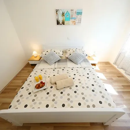 Dendo Apartment Zadar